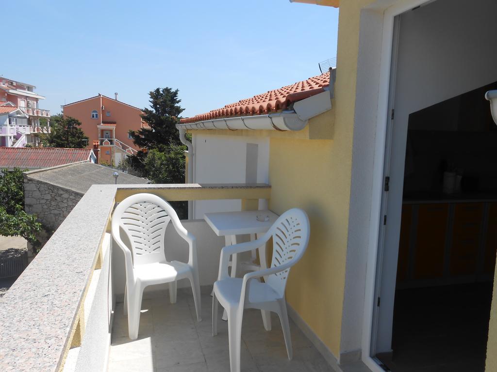נובליה Apartments Jasmina מראה חיצוני תמונה